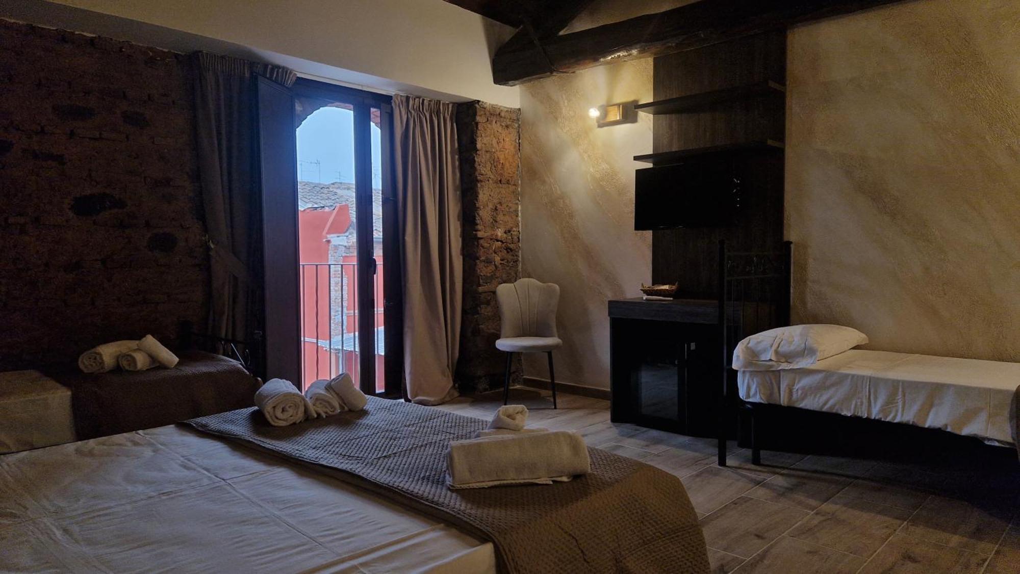 La Ciminiera Rooms Катания Экстерьер фото